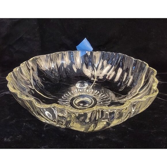 Vintage Indiana Glass "Sunflower" Three-Footed Serving Bowl - Picture 6 of 14